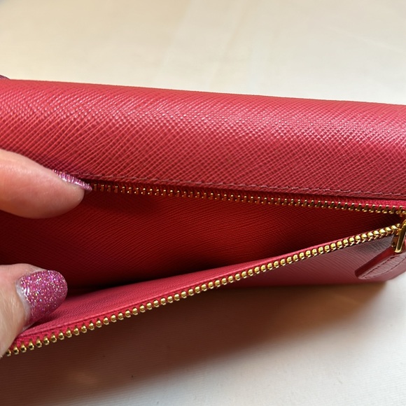 Prada Saffiano Leather Pink Snappy Long Wallet with Detachable Card Case, Box - Picture 15 of 16